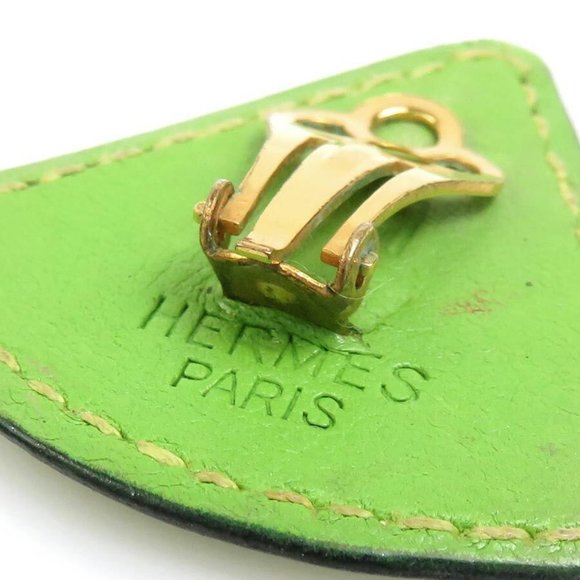 Auth HERMES Triangle Clip on Earrings Green/Gold Leather/Metal - Picture 11 of 11